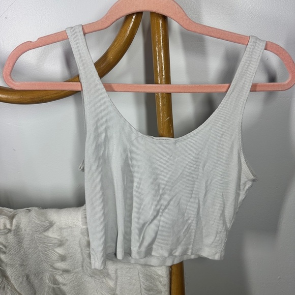 Joah Brown White Ribbed Notch-Neck Tank Crop - Picture 8 of 11